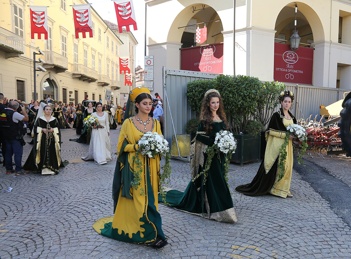-452- CorteoStorico.jpg